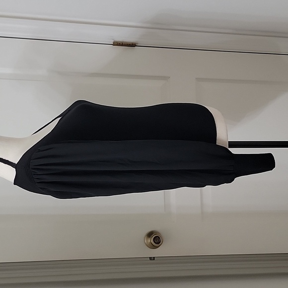 Halogen Size XS Black Ribbed Top, Long Sleeve, Sweetheart Neckline. Gently Used - Picture 6 of 12